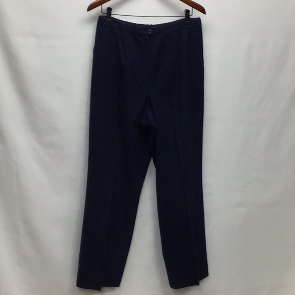 Pendleton Navy Blue 2 Piece Fully Lined Pant Suit. - image 8